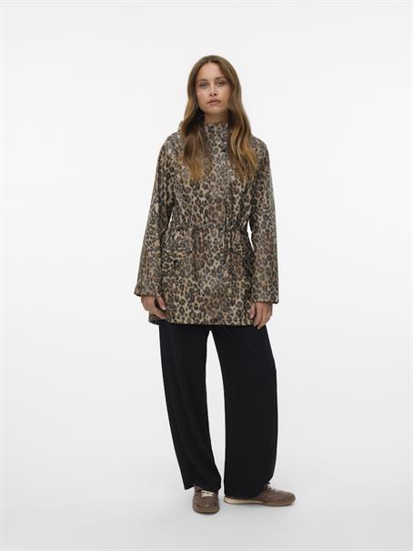 VMMALOU COATED PRINTED JACKET NOOS irish cream