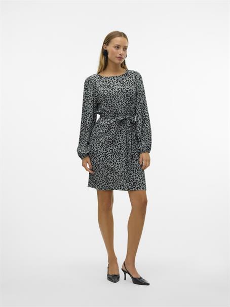 VMMERVE LS SHORT DRESS JRS BOO chinois green