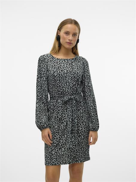 VMMERVE LS SHORT DRESS JRS BOO chinois green