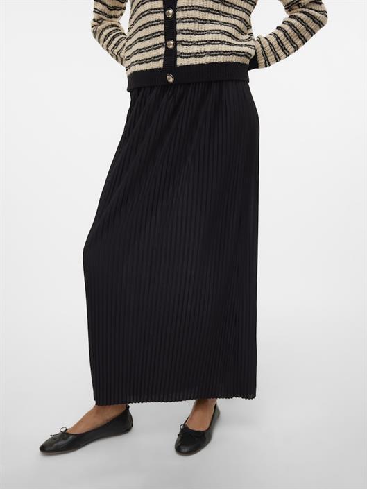 vmmille-plisse-maxi-skirt-ga-jrs-black