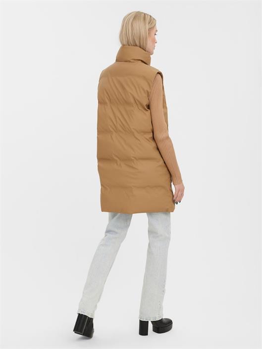 vmnoe-coated-waistcoat-boos-tigers-eye