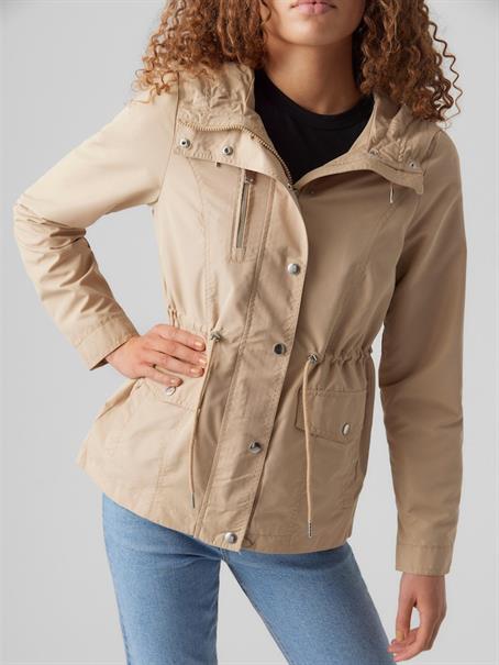 VMPERNILLEFIE SHORT PARKA travertine