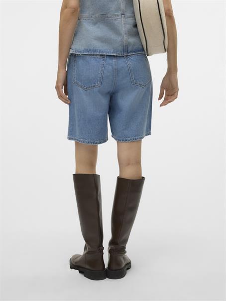 VMVILLA MR BERMUDA DNM SHORTS MIX light blue denim