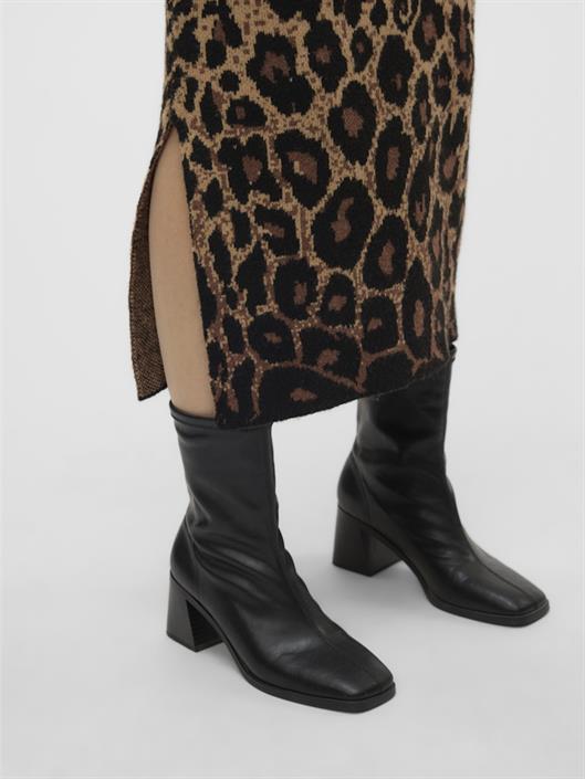 vmwhitney-long-knit-skirt-exp-oatmeal