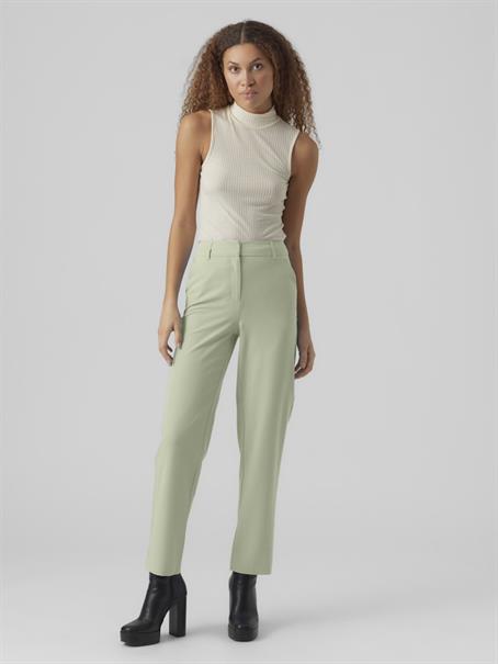 VMZELDA HW STRAIGHT PANT ENT grün2