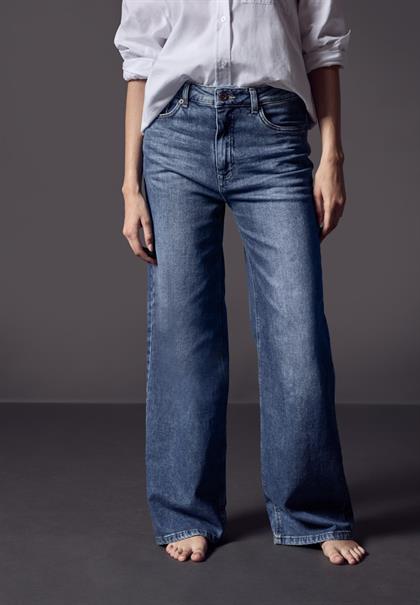 Weite Jeanshose medium blue washed