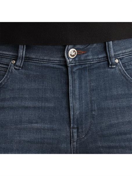 whale blue wash