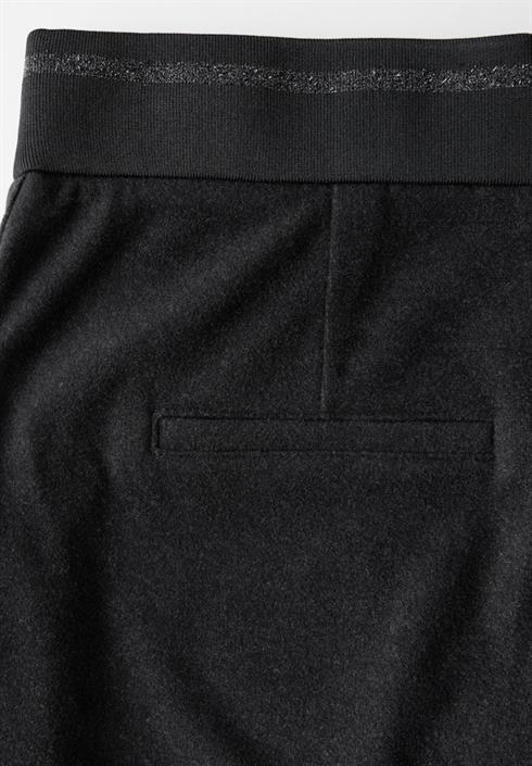whale-tail-grey-melange