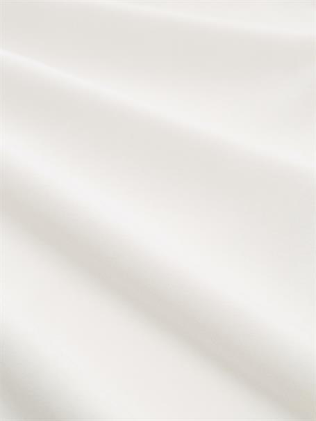 whisper white