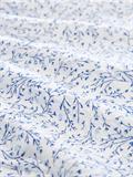 white small leaves design