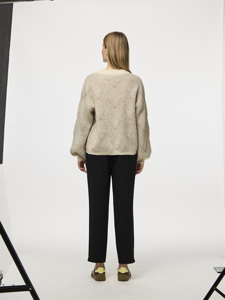 whitecap gray2