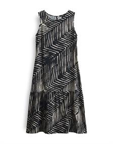 Wicy palm leaves black