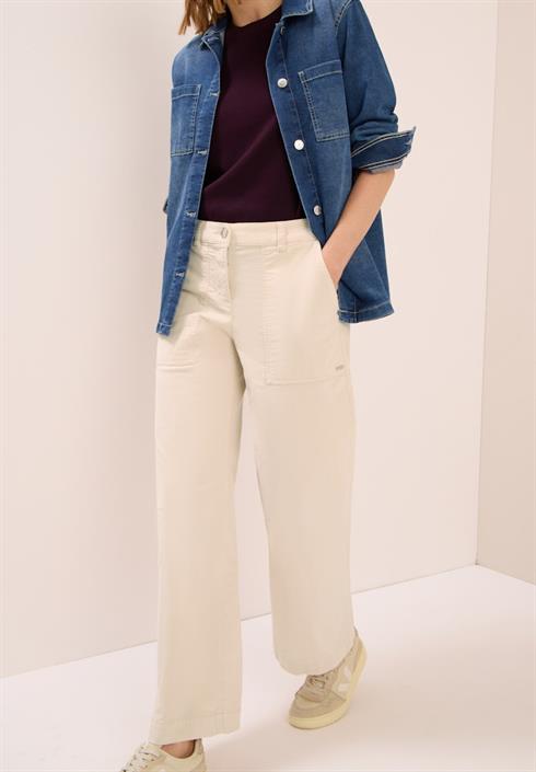 wide-leg-cordhose-oat-milk-beige
