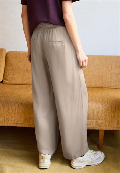 Wide Leg Culotte im Loose Fit quiet ivory