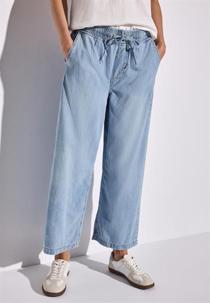 Wide Leg Jeans light blue clean