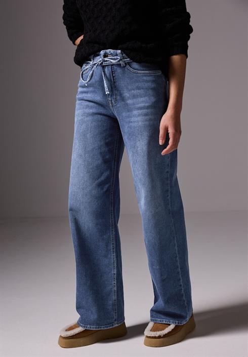 wide-leg-jeans-medium-blue-washed