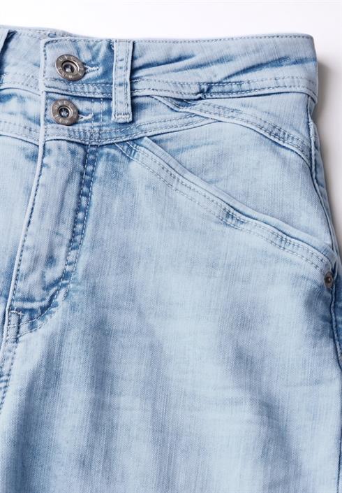wide-leg-jeans-super-bleach-washed