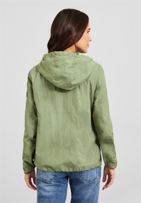 windbreaker-mit-kapuze-leaf-green