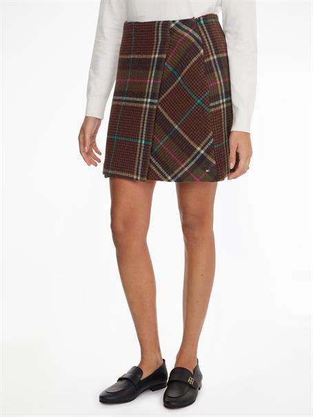 WOOL CHECK WRAP SHORT SKIRT large pop check- army green