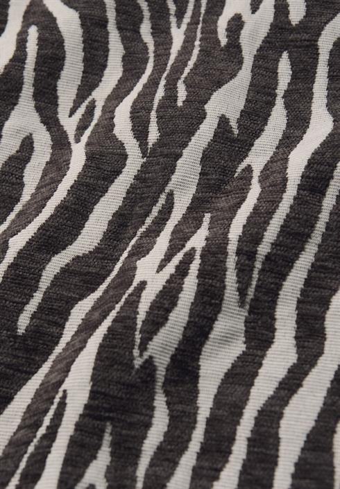 zebra-jacquard-rock-deep-roast-brown